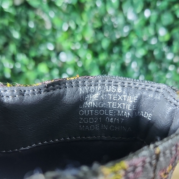 Zigi Soho Floral Embroidered Ankle Boots - Gray and Pink - Picture 9 of 11